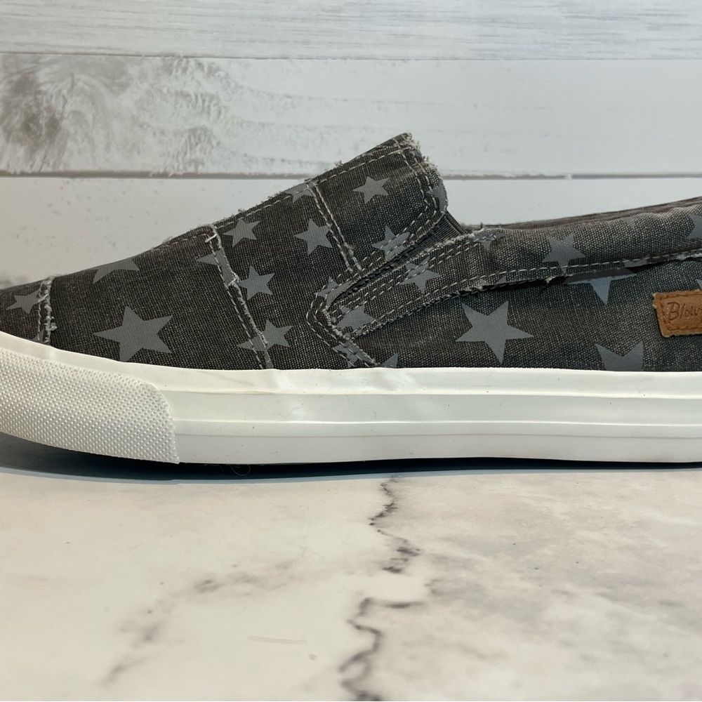 Blowfish Malibu Stars Play Sneaker - Picture 3 of 8